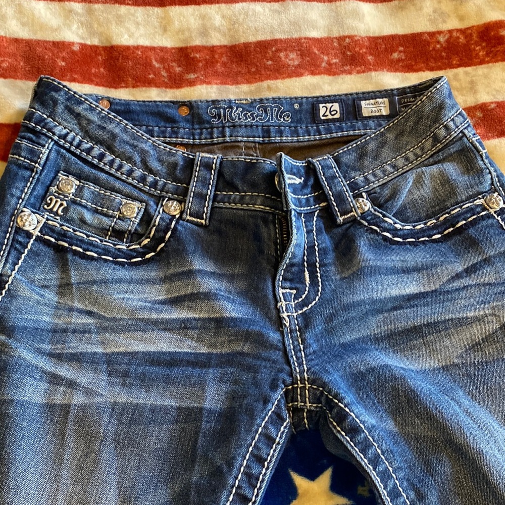 Miss me boot cut size 26